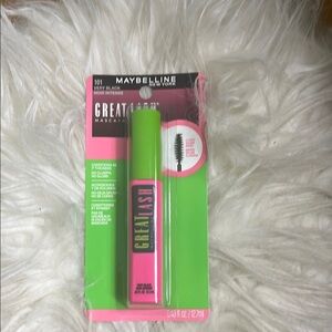 Maybelline Great Lash Mascara - Pink and Green